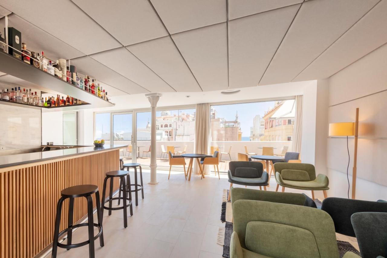 Eurostars Portico อาลิกันเต ภายนอก รูปภาพ The Sky Bar