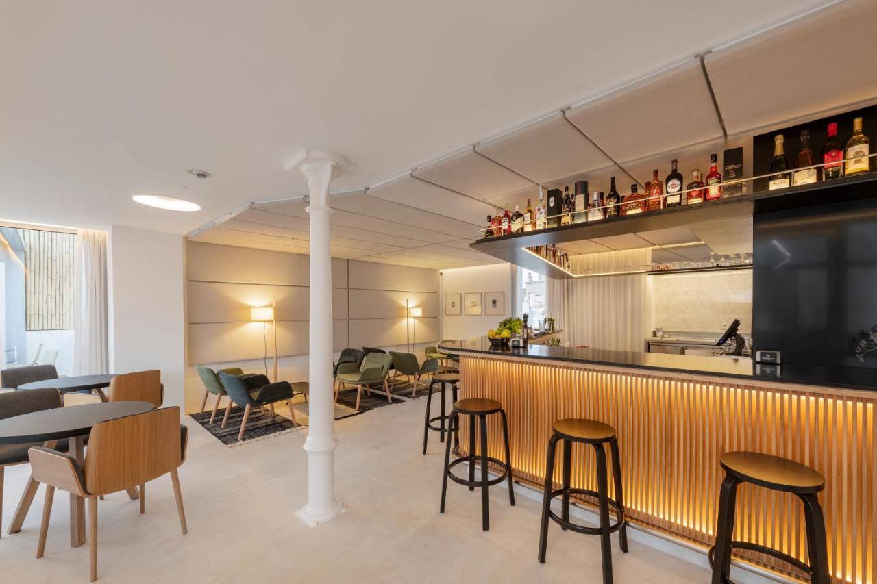 Eurostars Portico อาลิกันเต ภายนอก รูปภาพ The bar at the 100 Queen's Gate